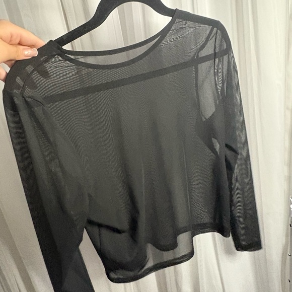 Hollister Black Mesh Blouse - Picture 2 of 2